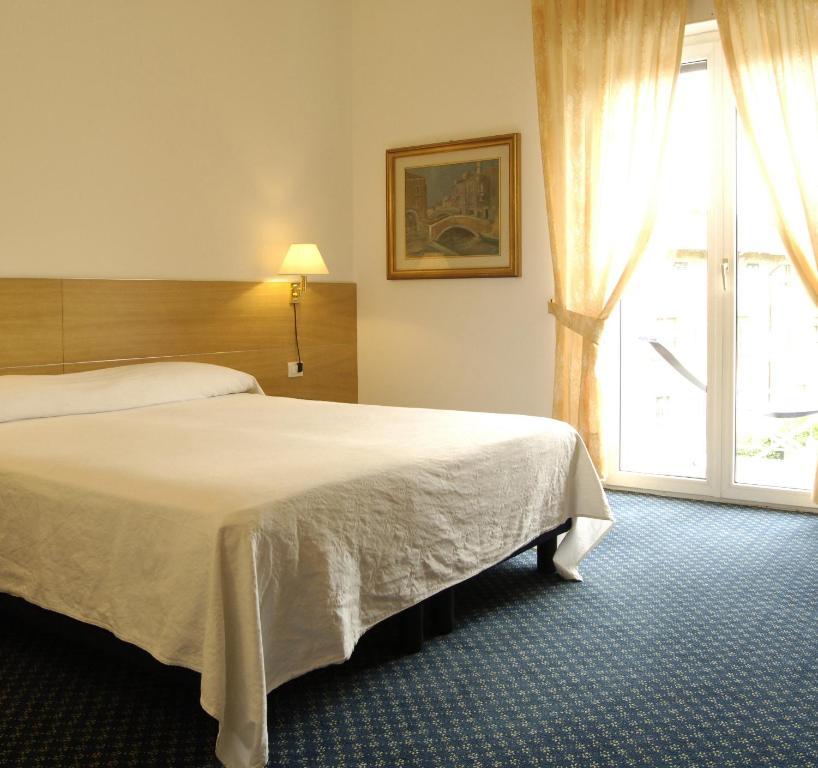 Albergo Al Caminetto 토르볼레 객실 사진